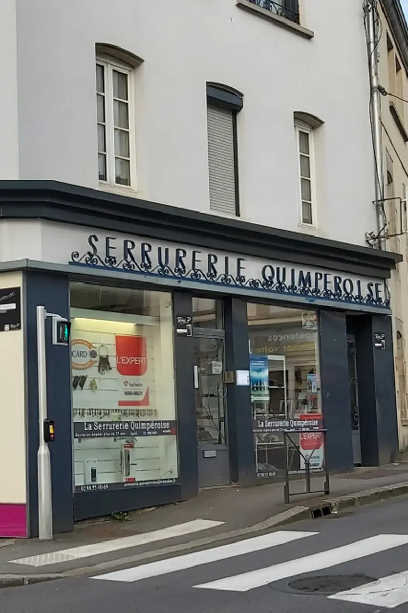Façade de l'atelier de la Serrurerie Quimpéroise, 48 rue de Pont l'Abbé à Quimper